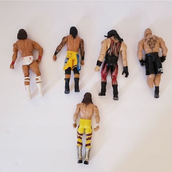 Bundle of FIVE WWE Action figures - Picture 2 of 4